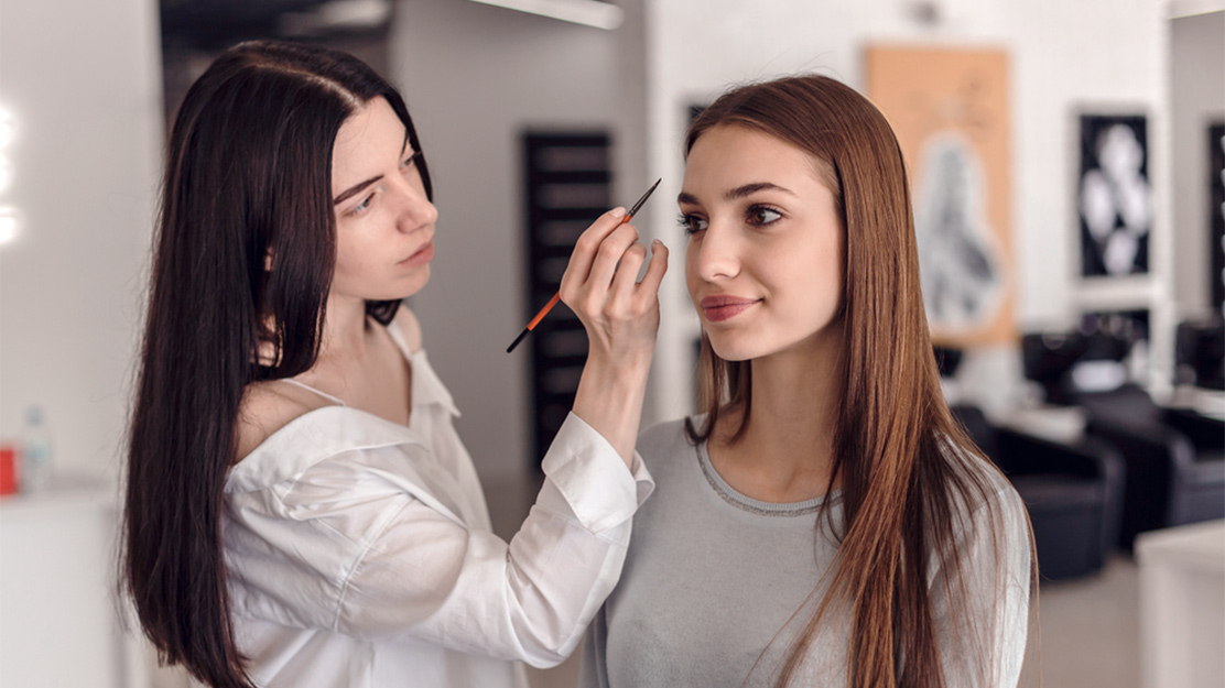 Как красить брови карандашом Как красить брови карандашом